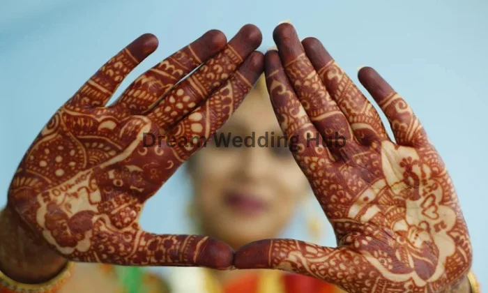 Krishmica Mehandhi Art